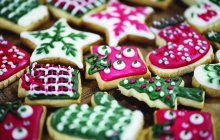 How to Host A Christmas Cookie Exchange Party  By Amy Iori